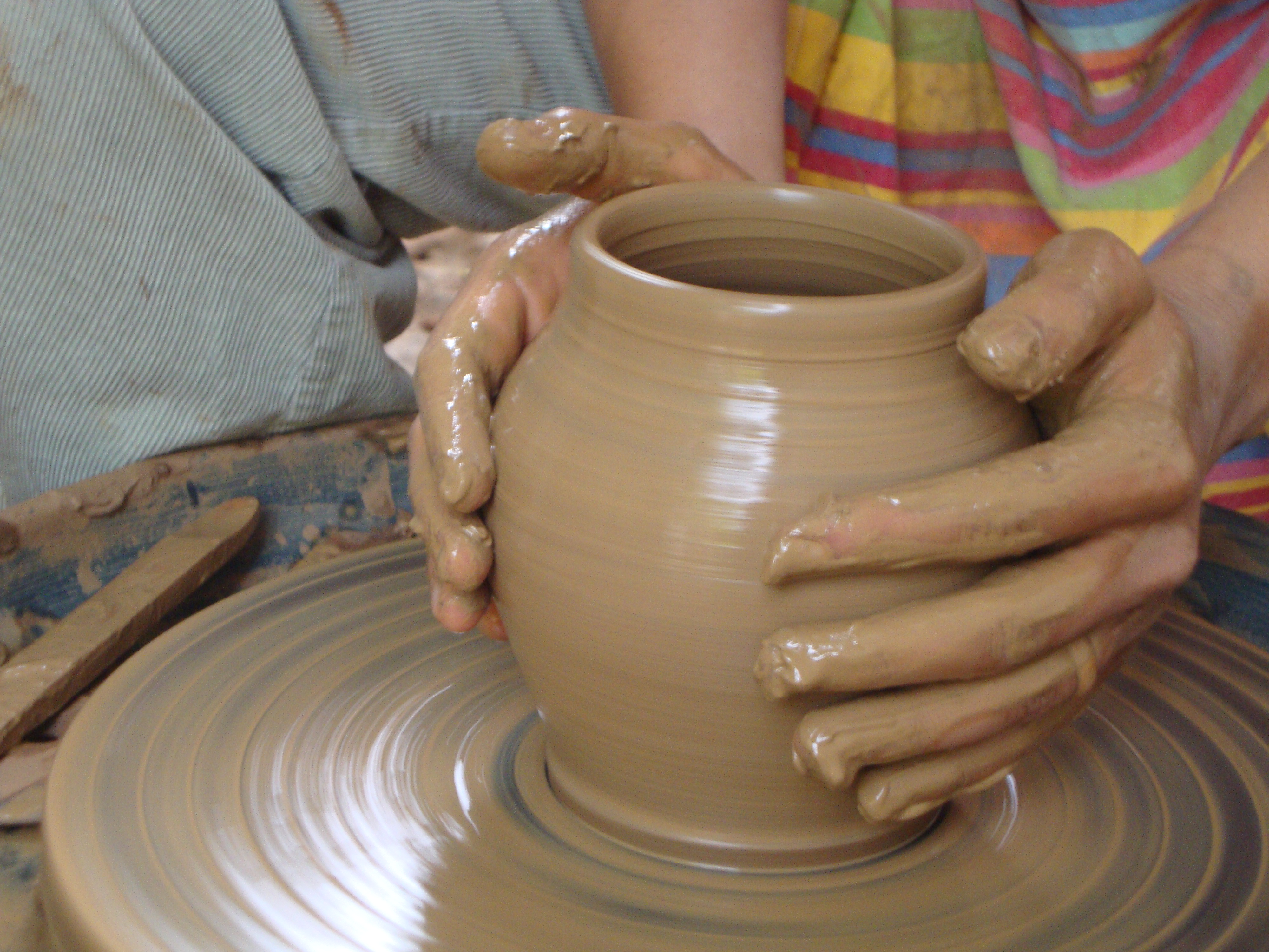 Farmpottery's Blog  A pottery studio making hand made 